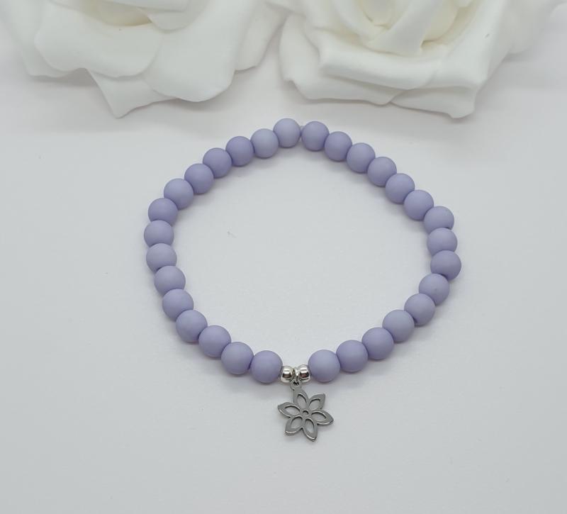 Perlenarmband Blume lavendel